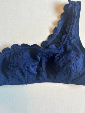 Cupshe One Shoulder Navy Scalloped Textured Bikini Top Size L
